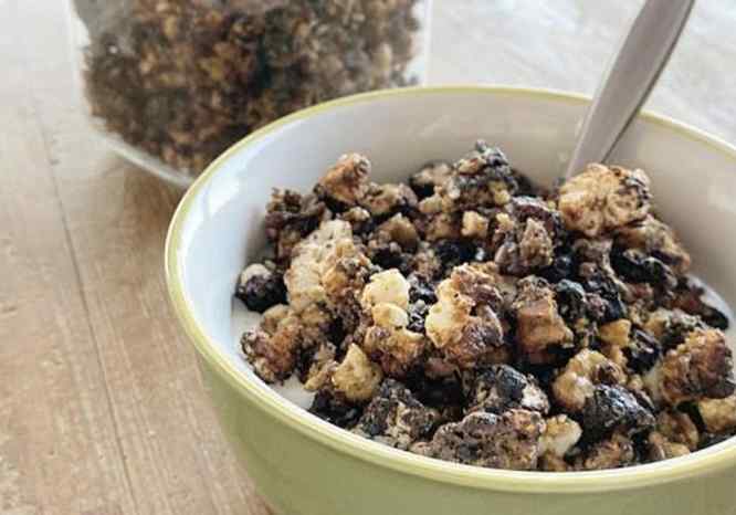 Granola (με ρυζογκοφρέτες)